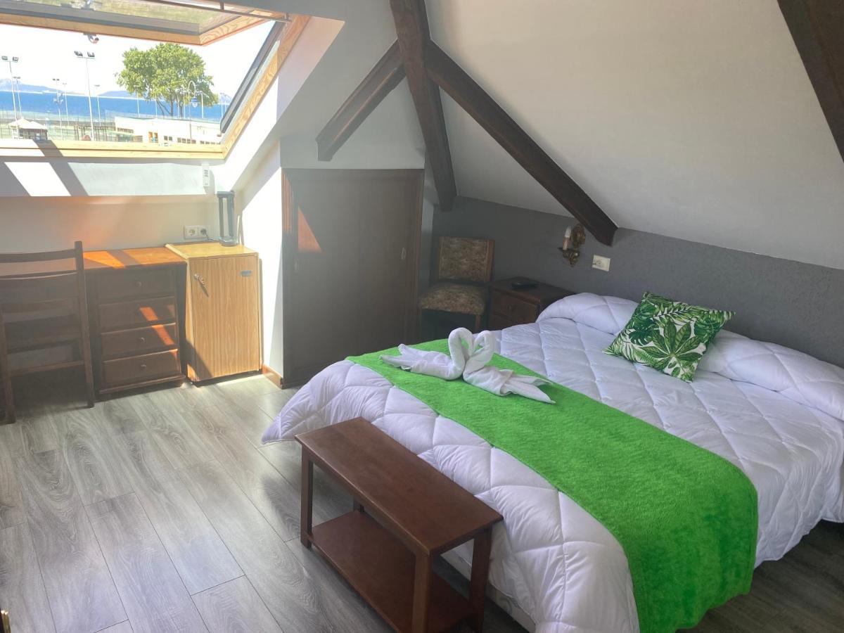 Hotel Playa Samil Vigo Exteriör bild