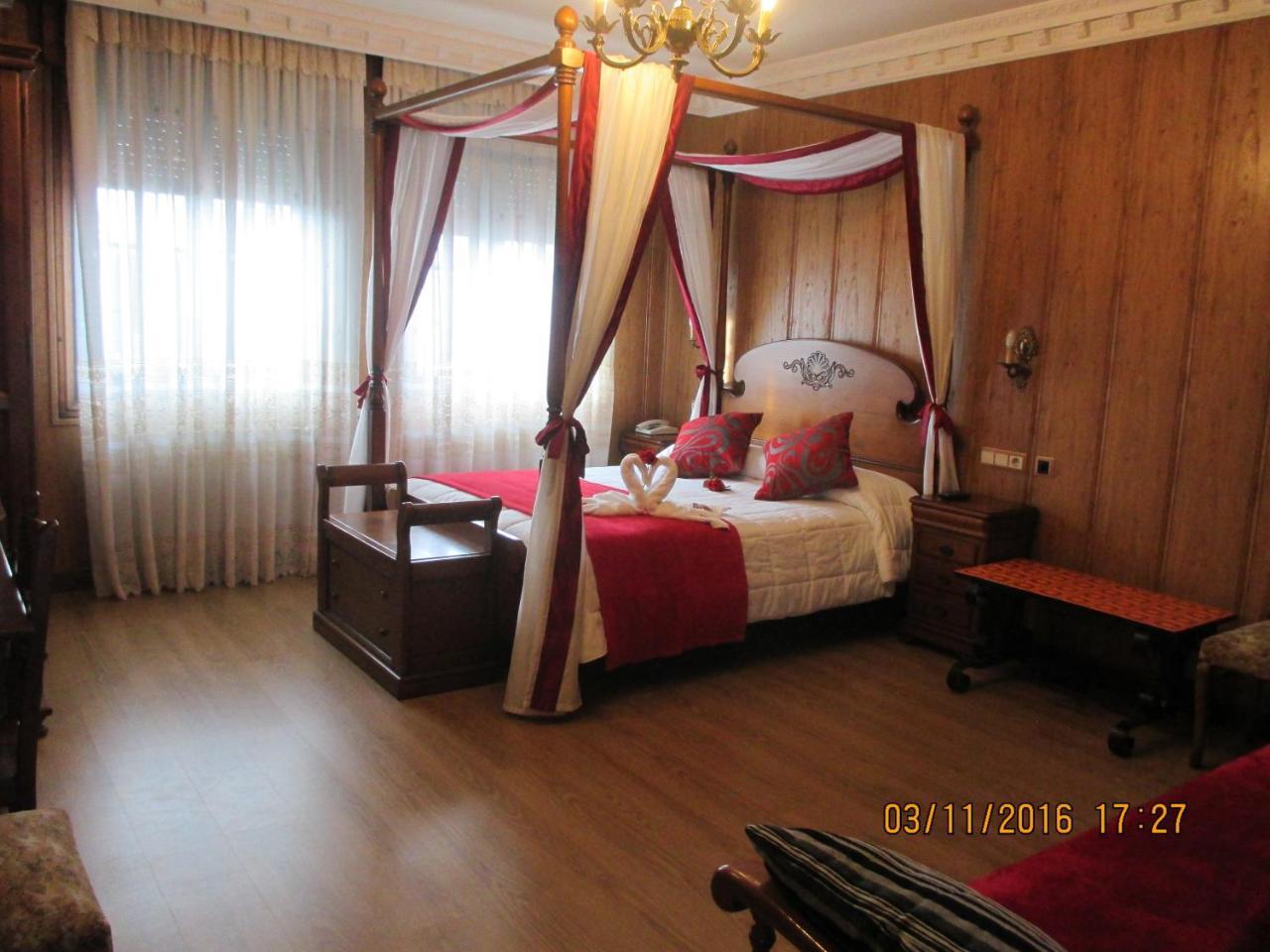 Hotel Playa Samil Vigo Exteriör bild
